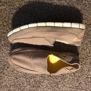 Men’s Crocs size 11